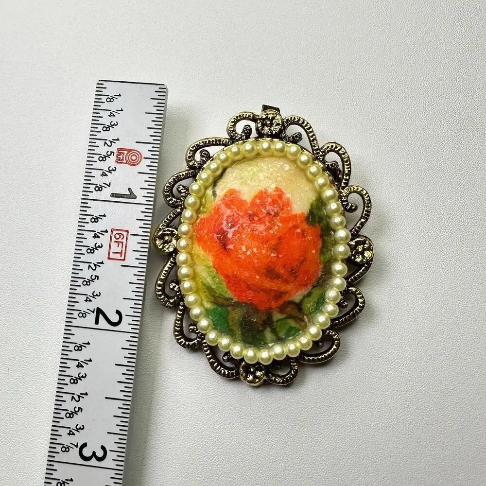 Vintage Gold Tone Filigree Floral Cameo Brooch Pendant with Pearls Textured Rose